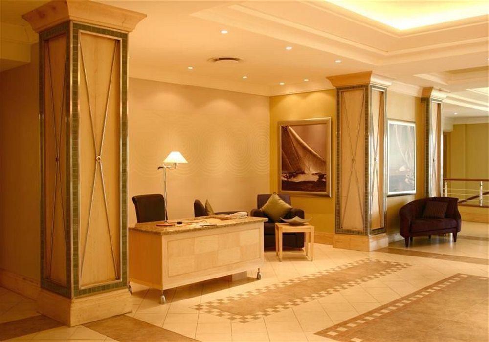 Le Suffren Hotel & Marina Port Louis Dış mekan fotoğraf