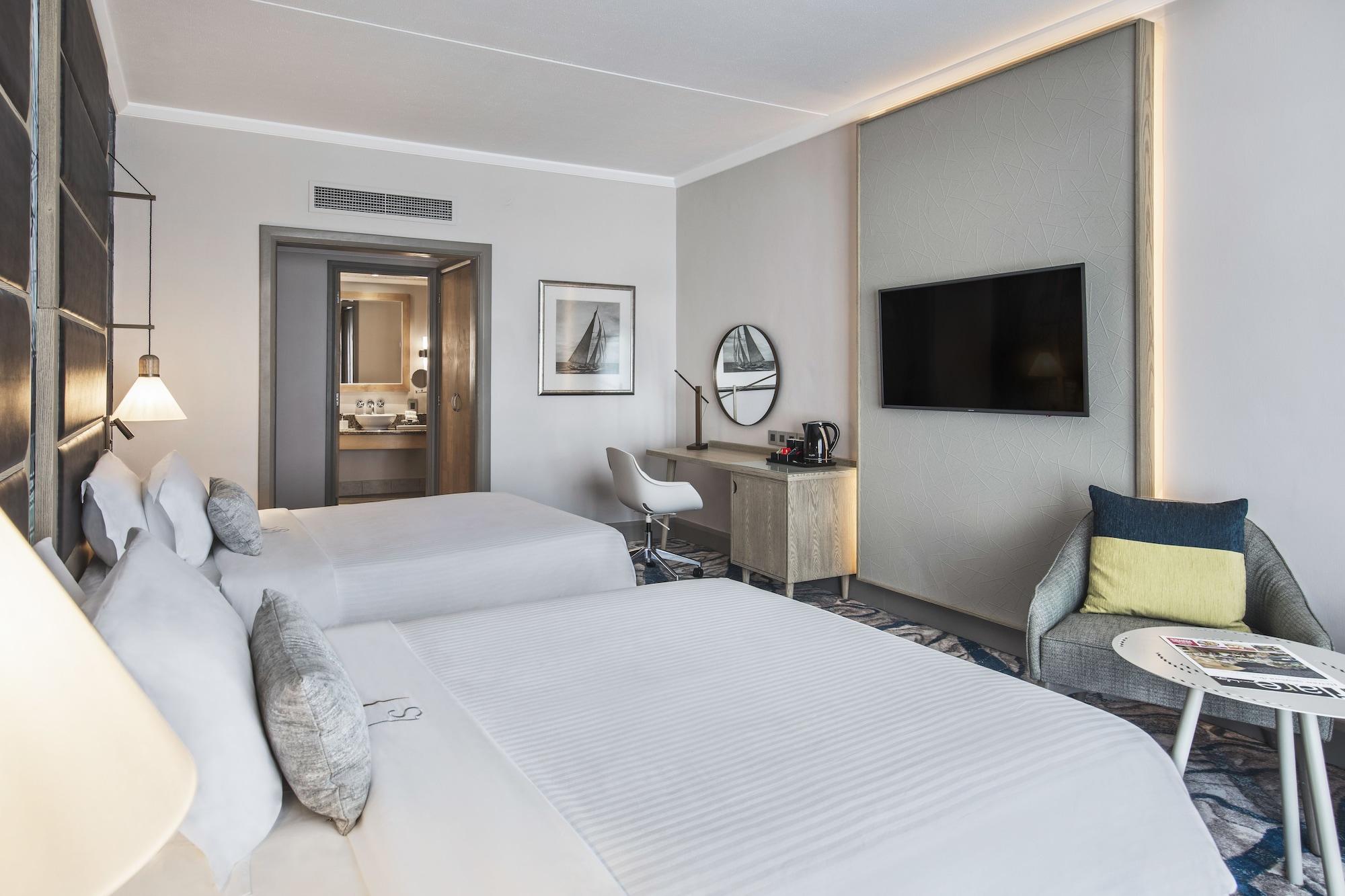 Le Suffren Hotel & Marina Port Louis Dış mekan fotoğraf